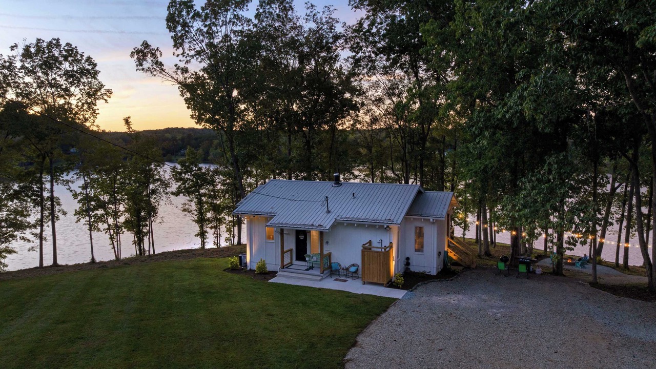 Photo of Outdoor in Leasburg
