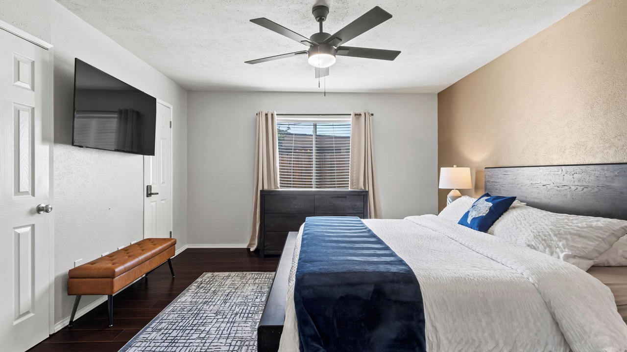 Photo of Bedroom in The Colony
