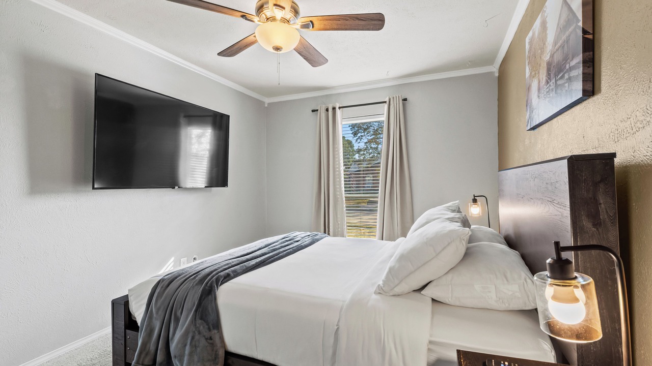 Photo of Bedroom in The Colony