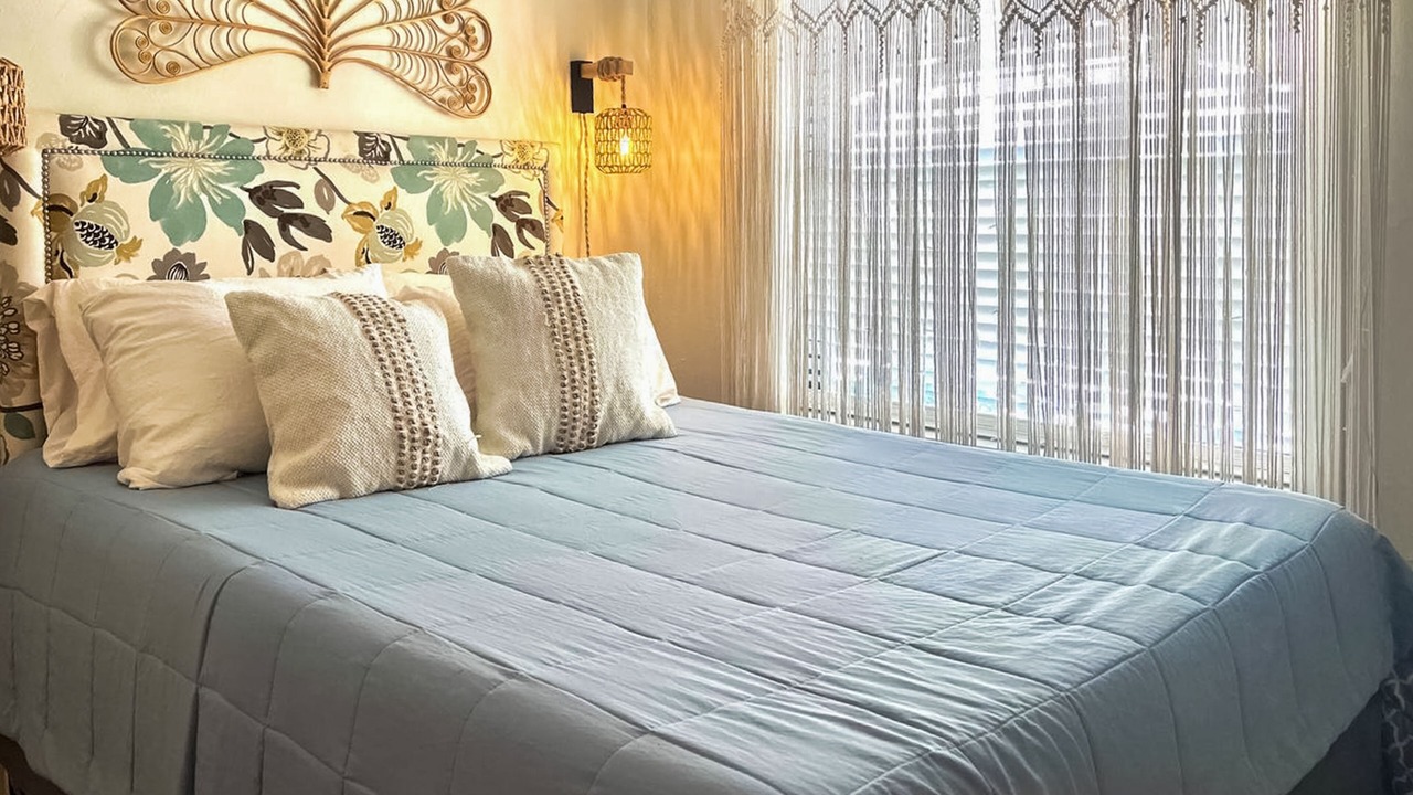 Photo of Bedroom in Bayou Oaks