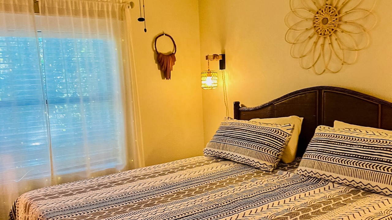 Photo of Bedroom in Bayou Oaks