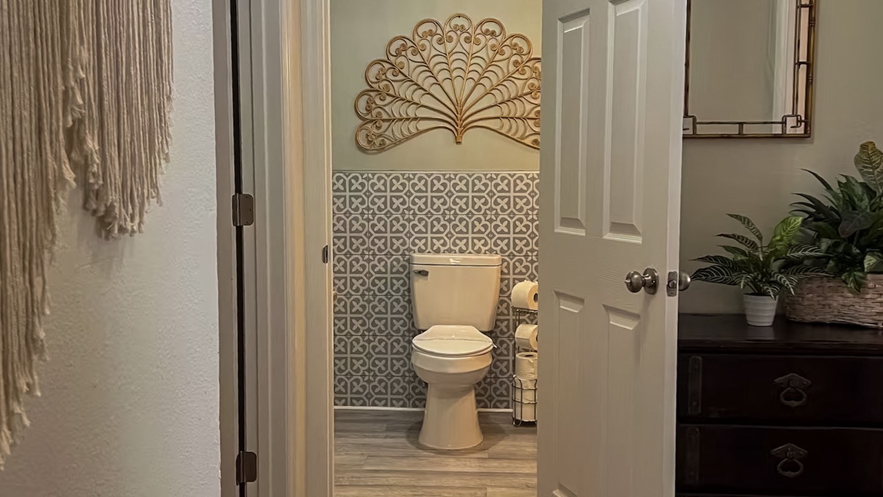 Photo of Bathroom in Bayou Oaks