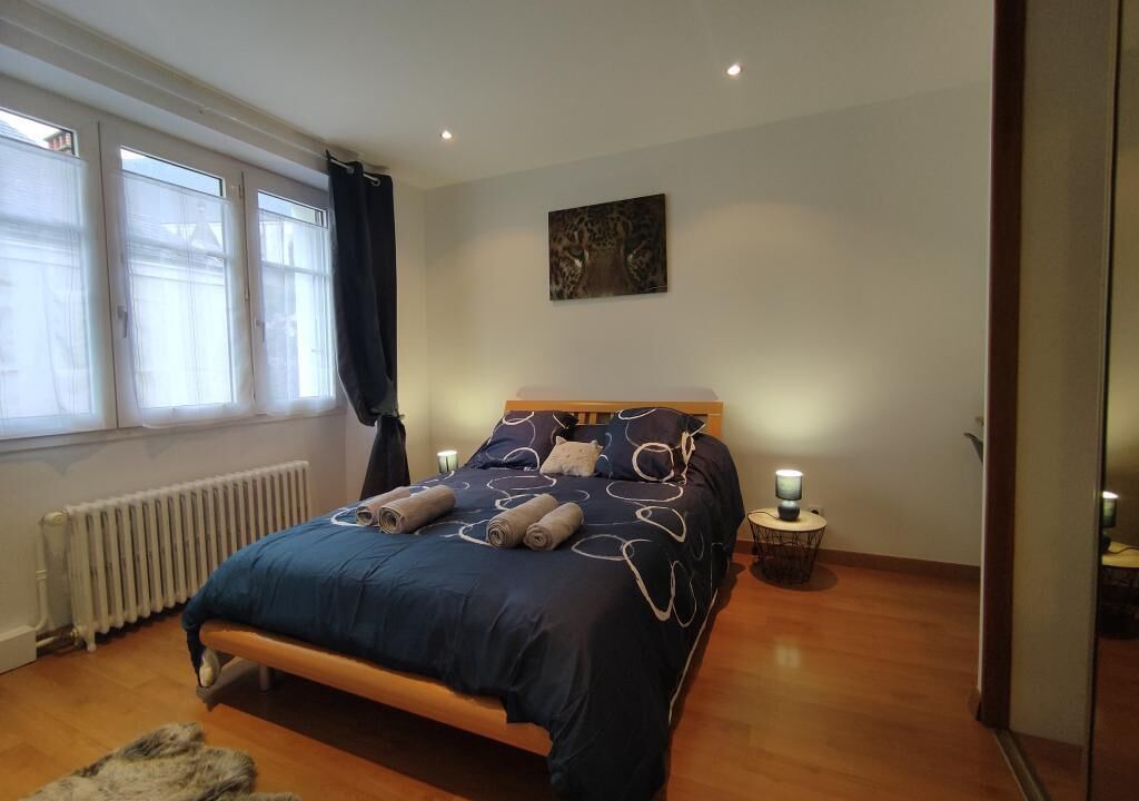 Photo of Bedroom in Issoudun