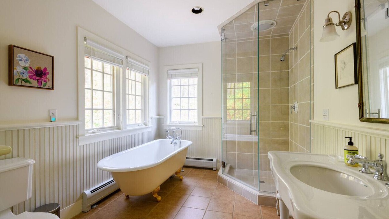 Photo of Bathroom in North Egremont