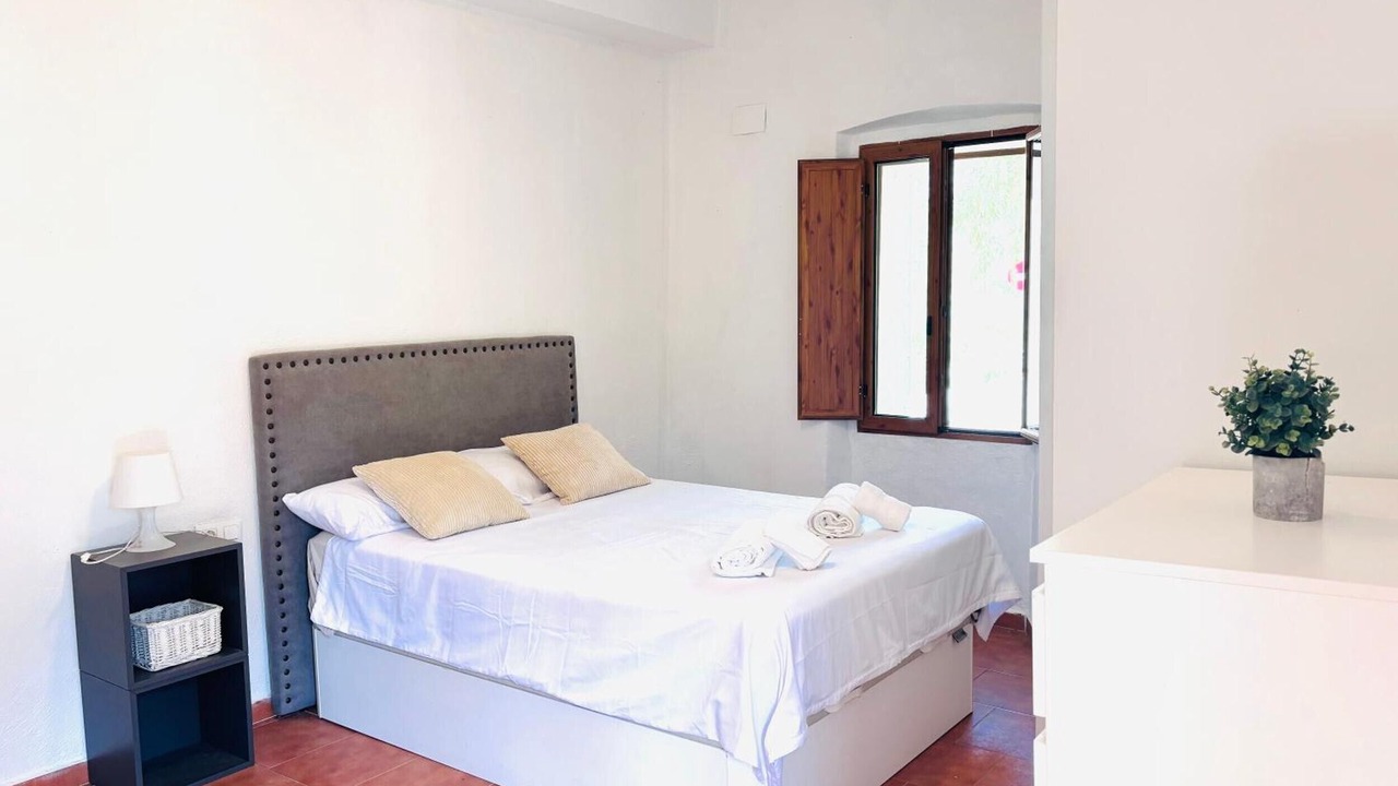 Photo of Bedroom in Avinyo