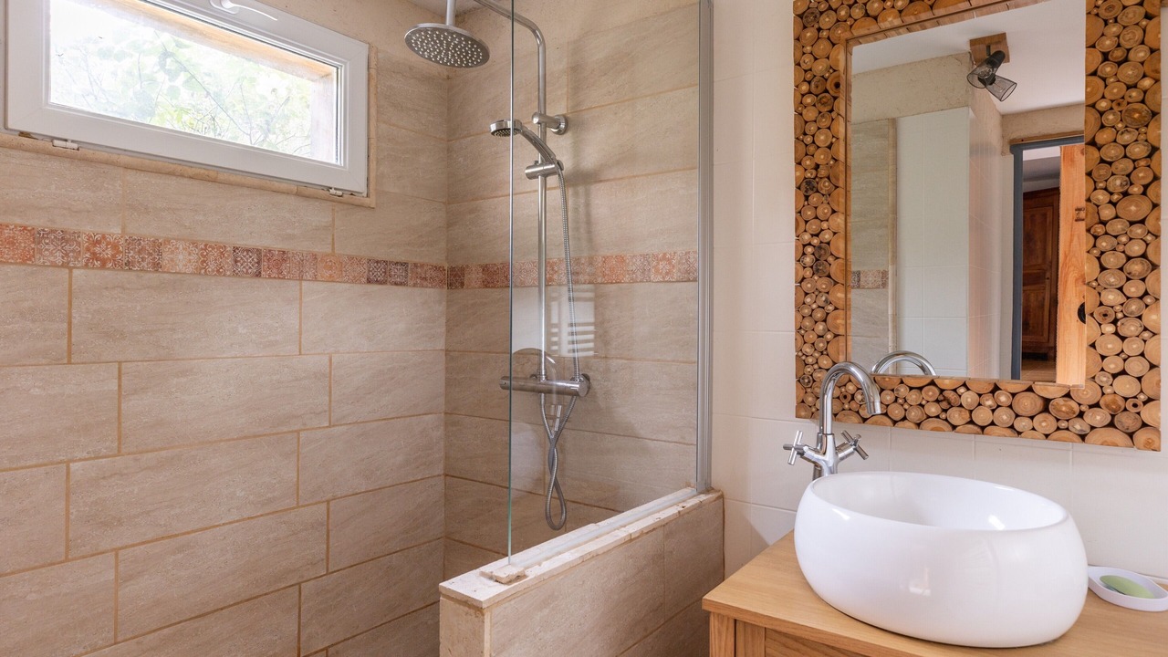 Photo of Bathroom in Nouans-les-Fontaines