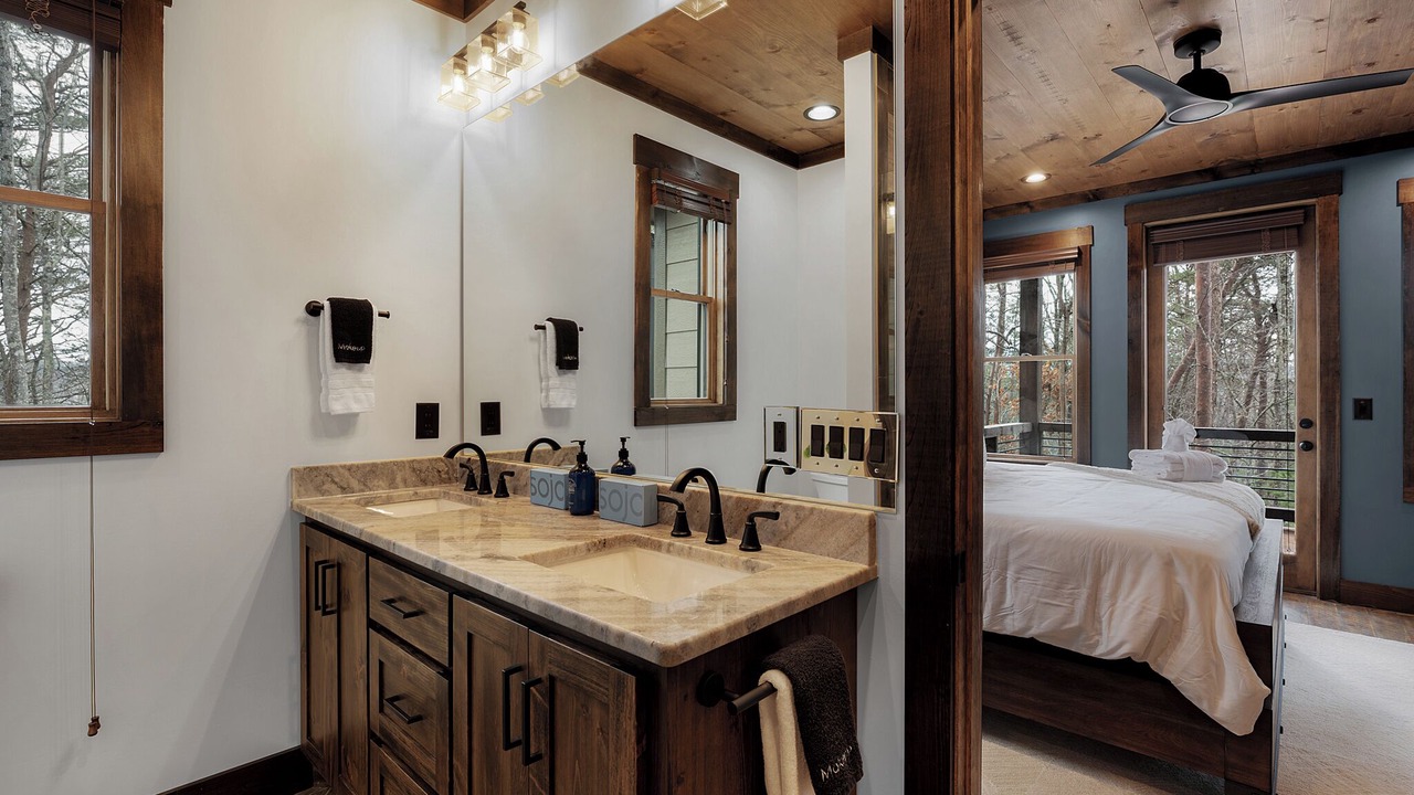 Photo of Bathroom in Blue Ridge