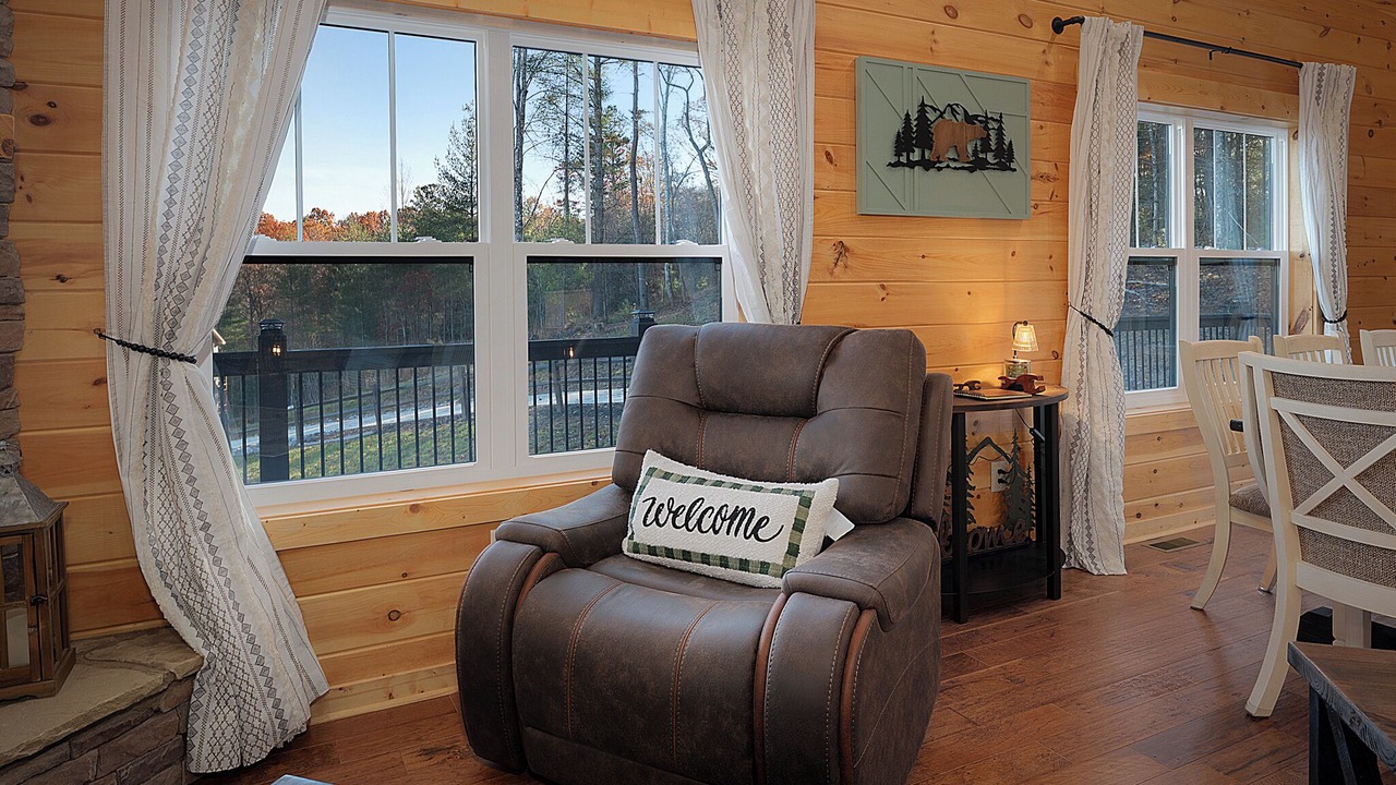 Photo of Bedroom in Mineral Bluff