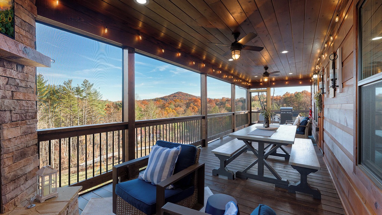 Photo of Outdoor in Mineral Bluff