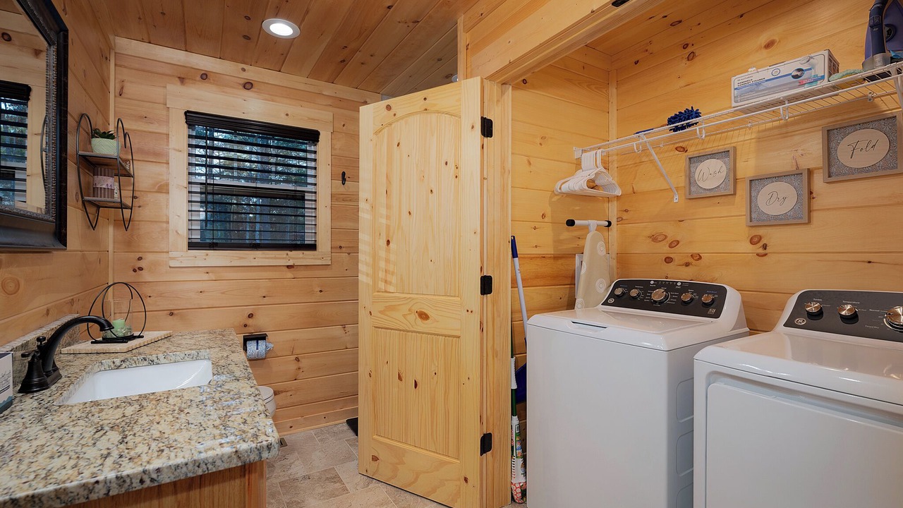 Photo of Bathroom in Mineral Bluff