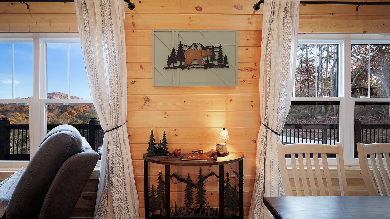Photo of Bedroom in Mineral Bluff