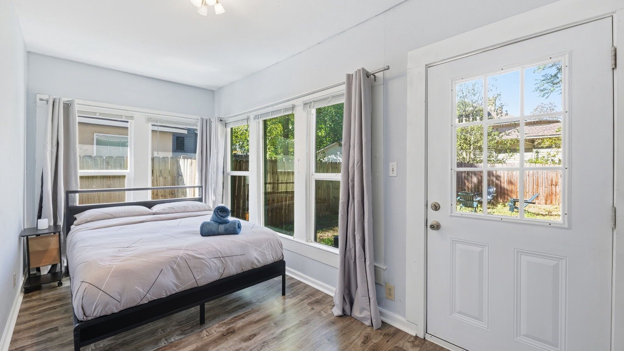 Photo of Bedroom in Hyde Park