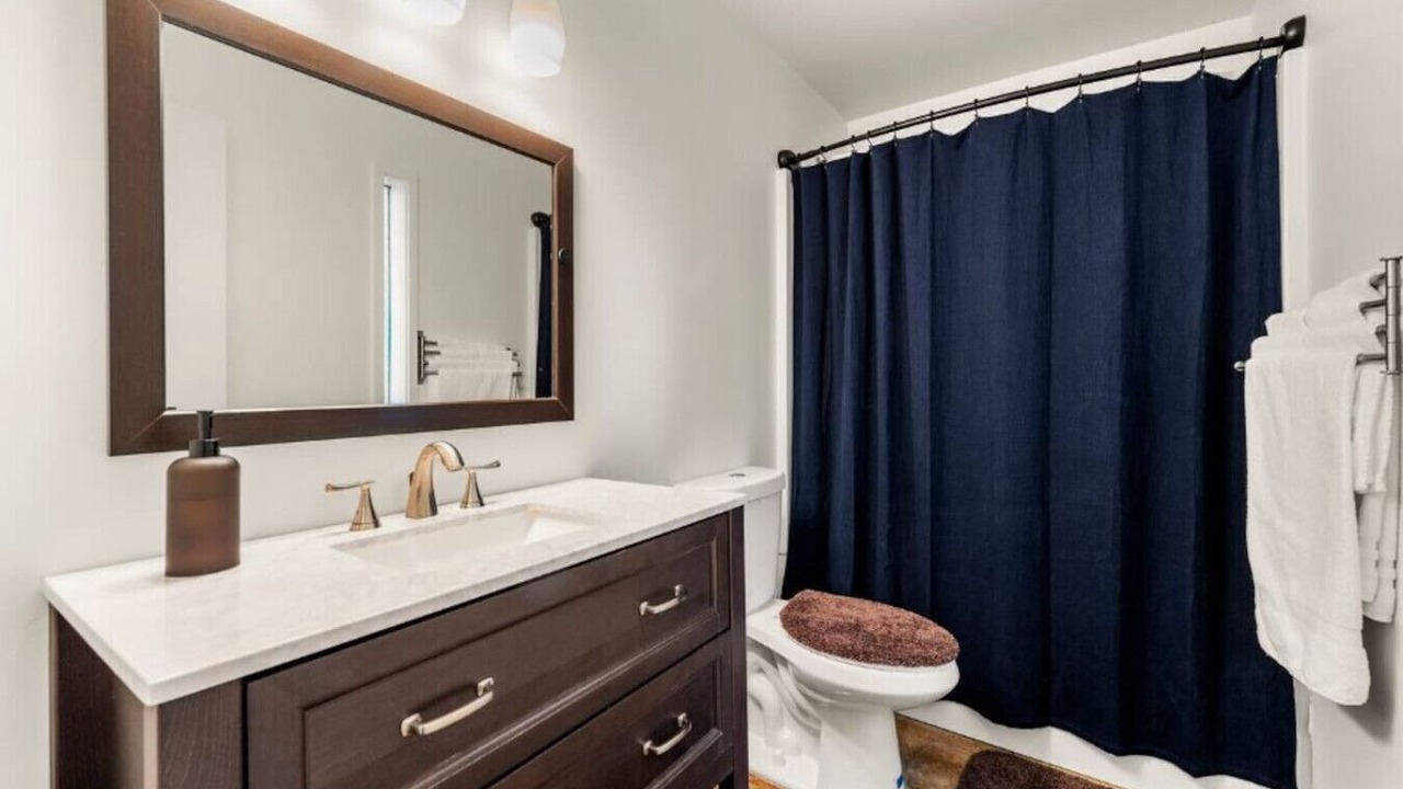 Photo of Bathroom in Home Park