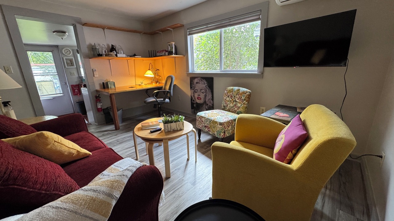 Photo of Livingroom in University Park