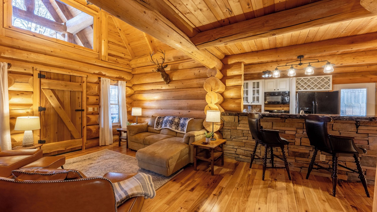 Photo of Livingroom in Slatyfork Farm