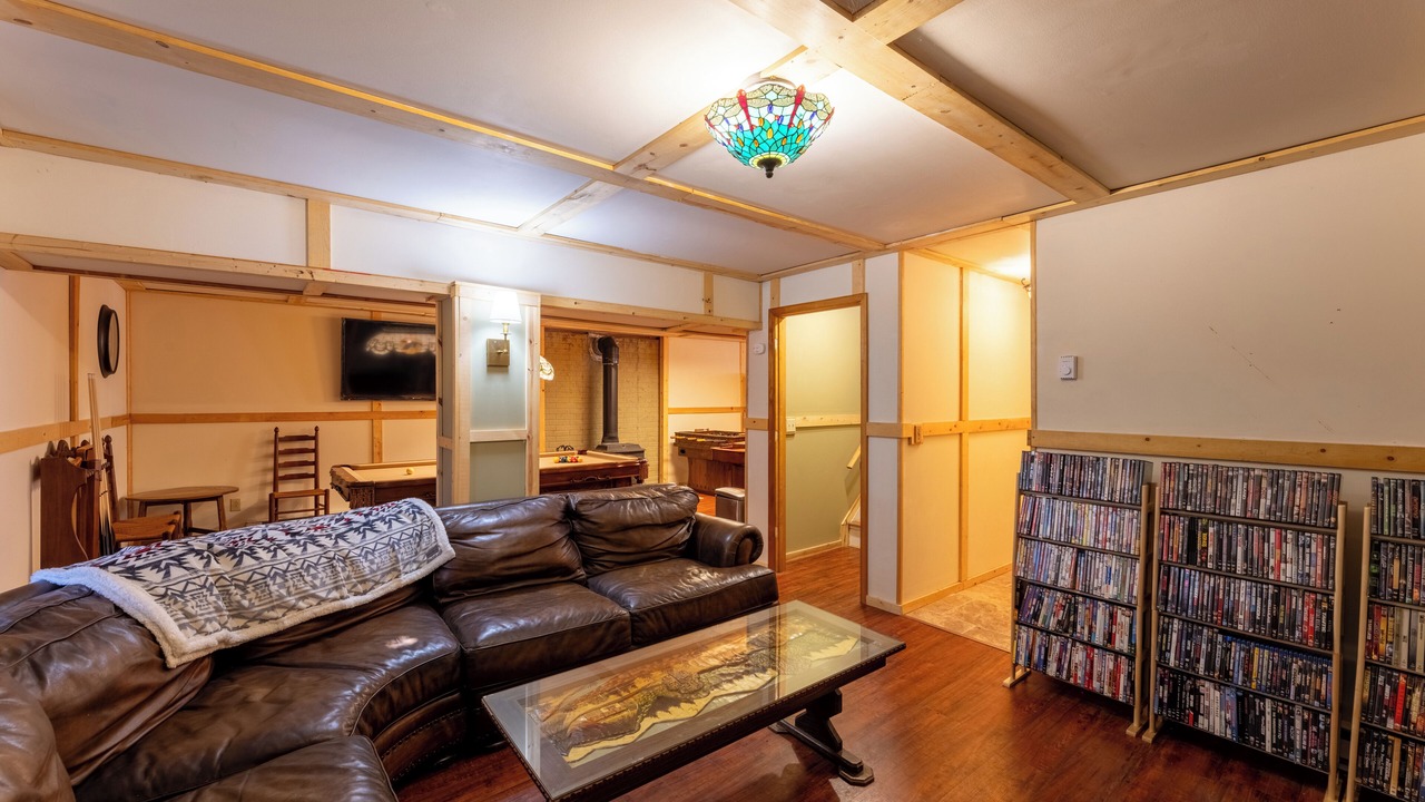 Photo of Livingroom in Slatyfork Farm