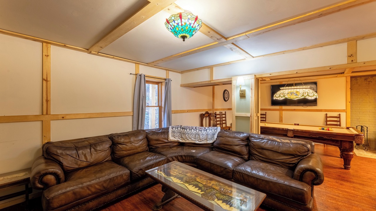 Photo of Livingroom in Slatyfork Farm