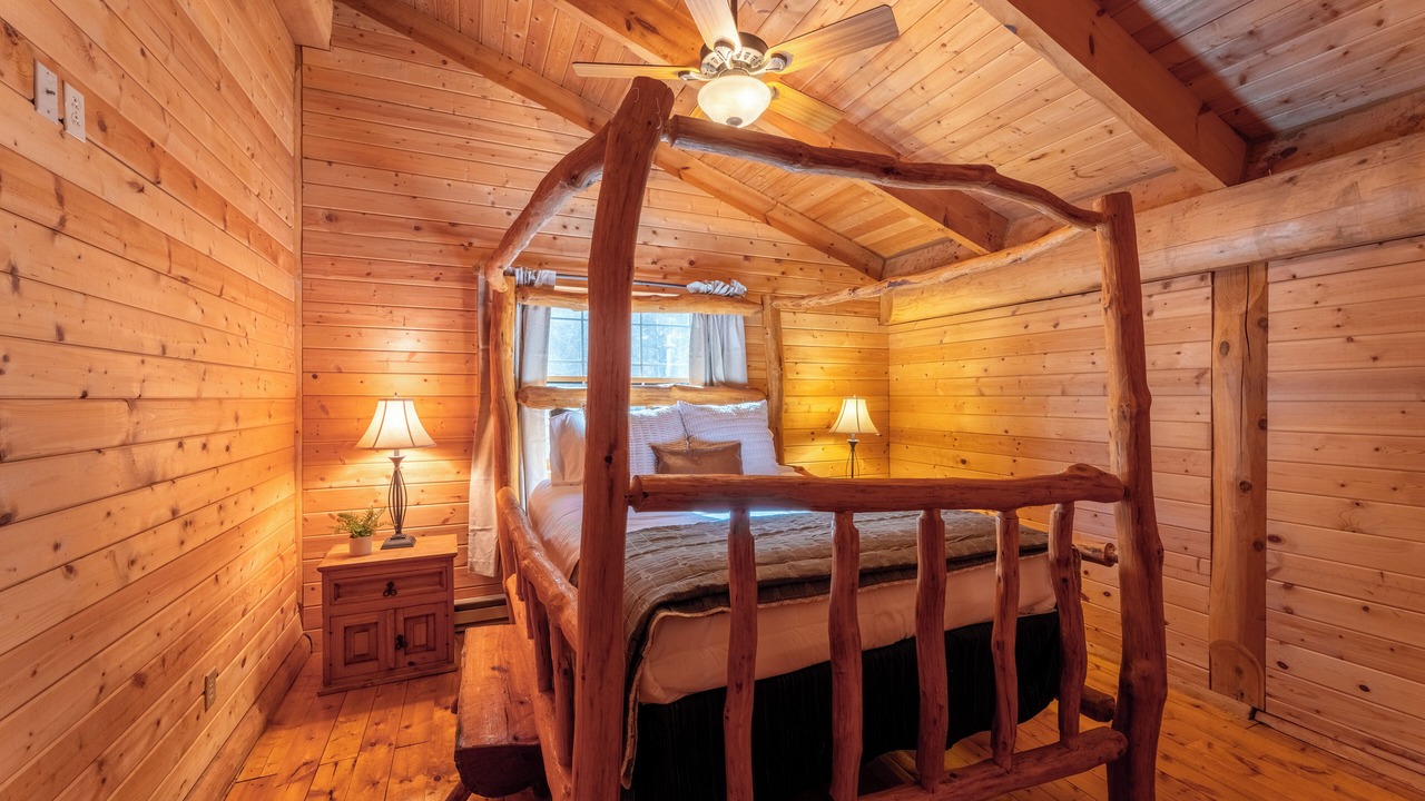 Photo of Bedroom in Slatyfork Farm