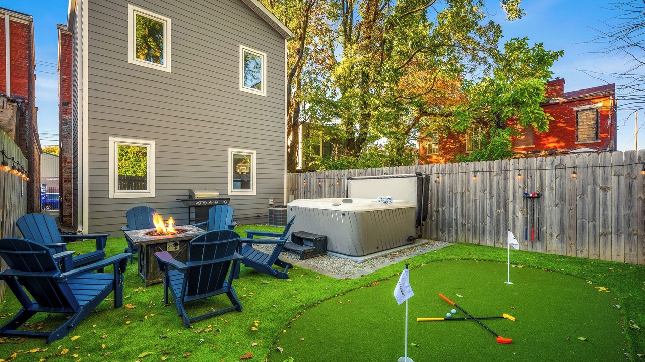 Photo of Outdoor in Phoenix Hill