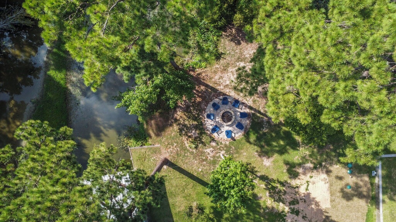 Photo of Outdoor in Pointblank