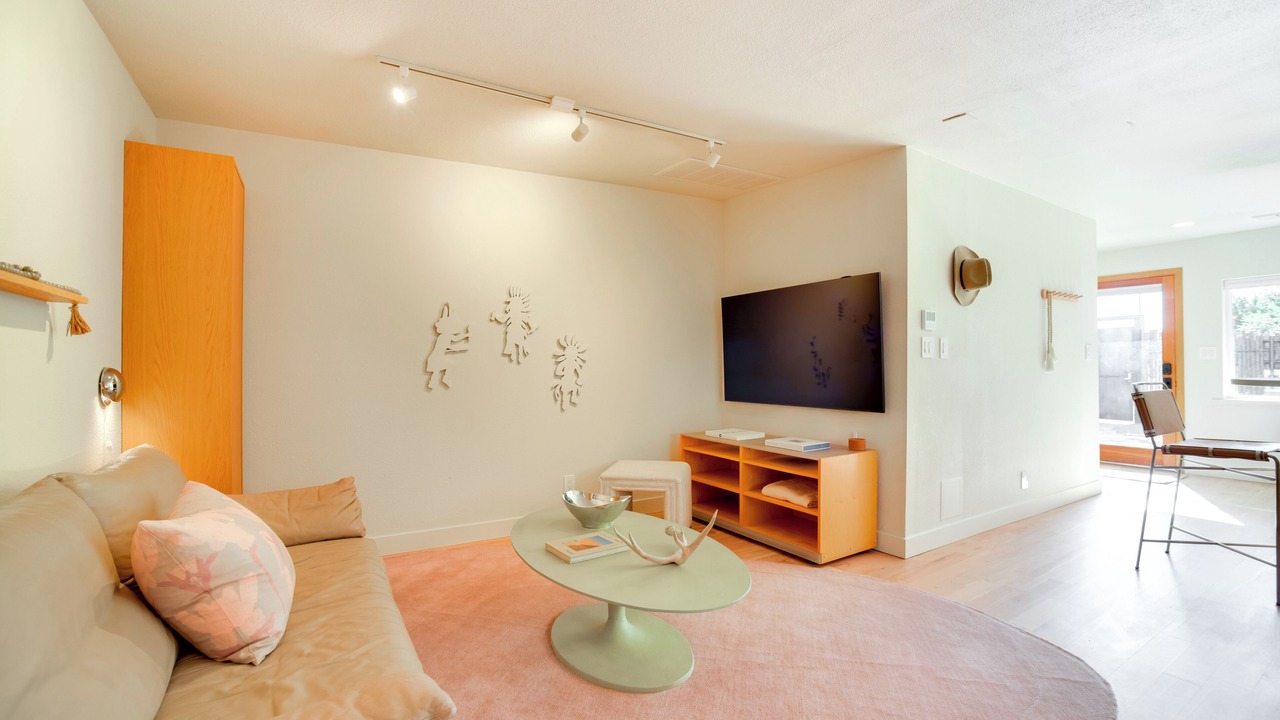 Photo of Livingroom in Southside