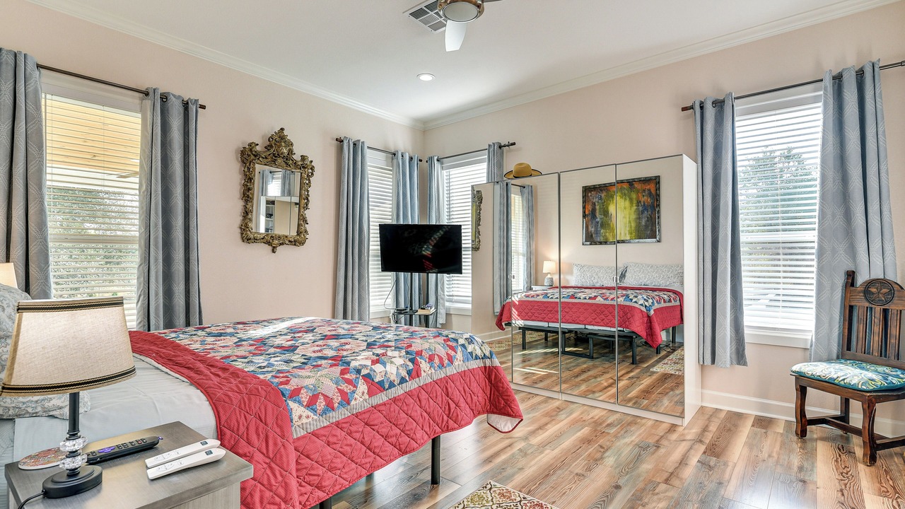 Photo of Bedroom in Needville