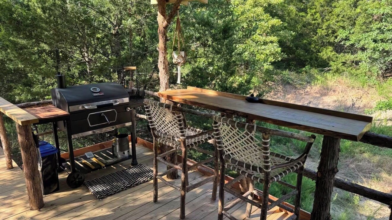 Photo of Outdoor in Honey Grove