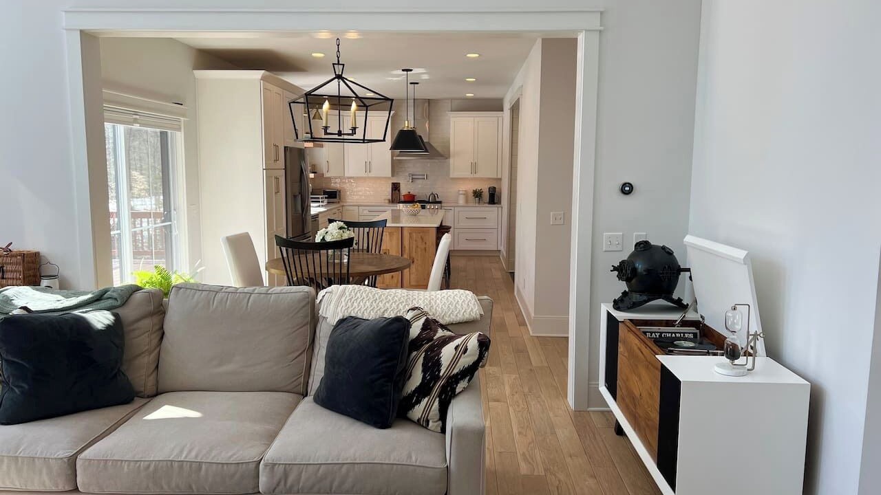Photo of Livingroom in Middle Grove