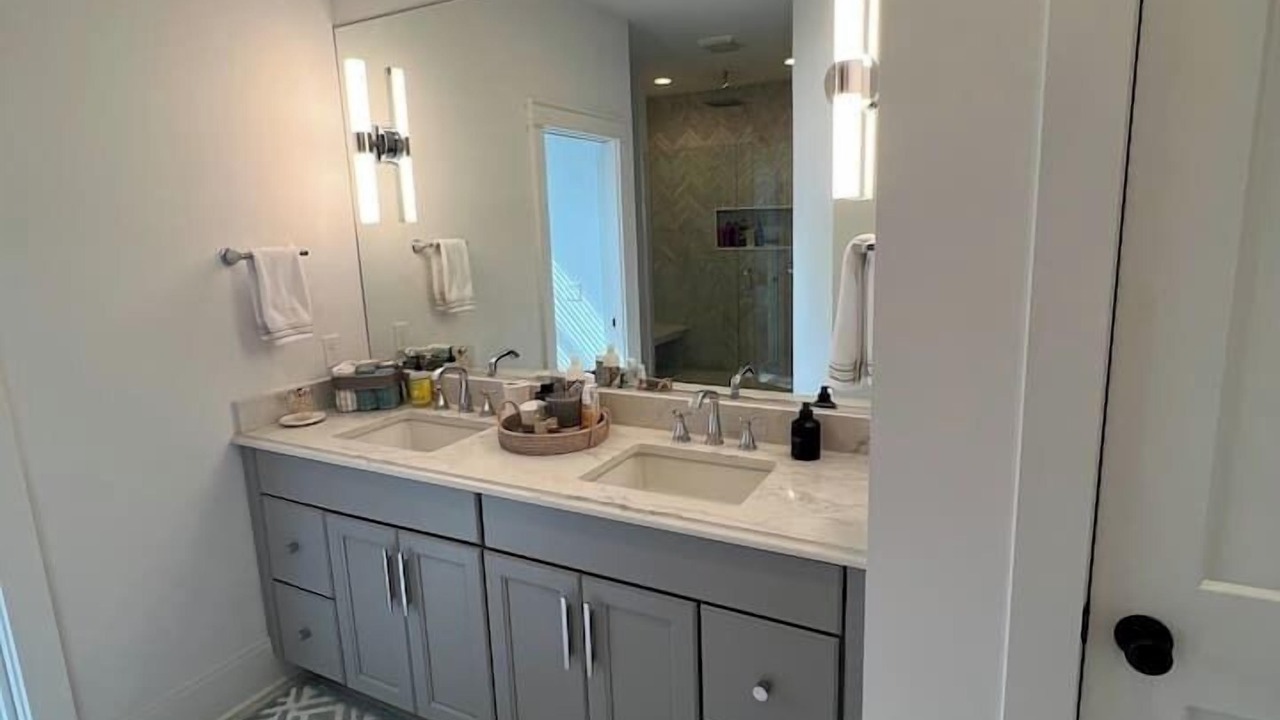 Photo of Bathroom in Middle Grove