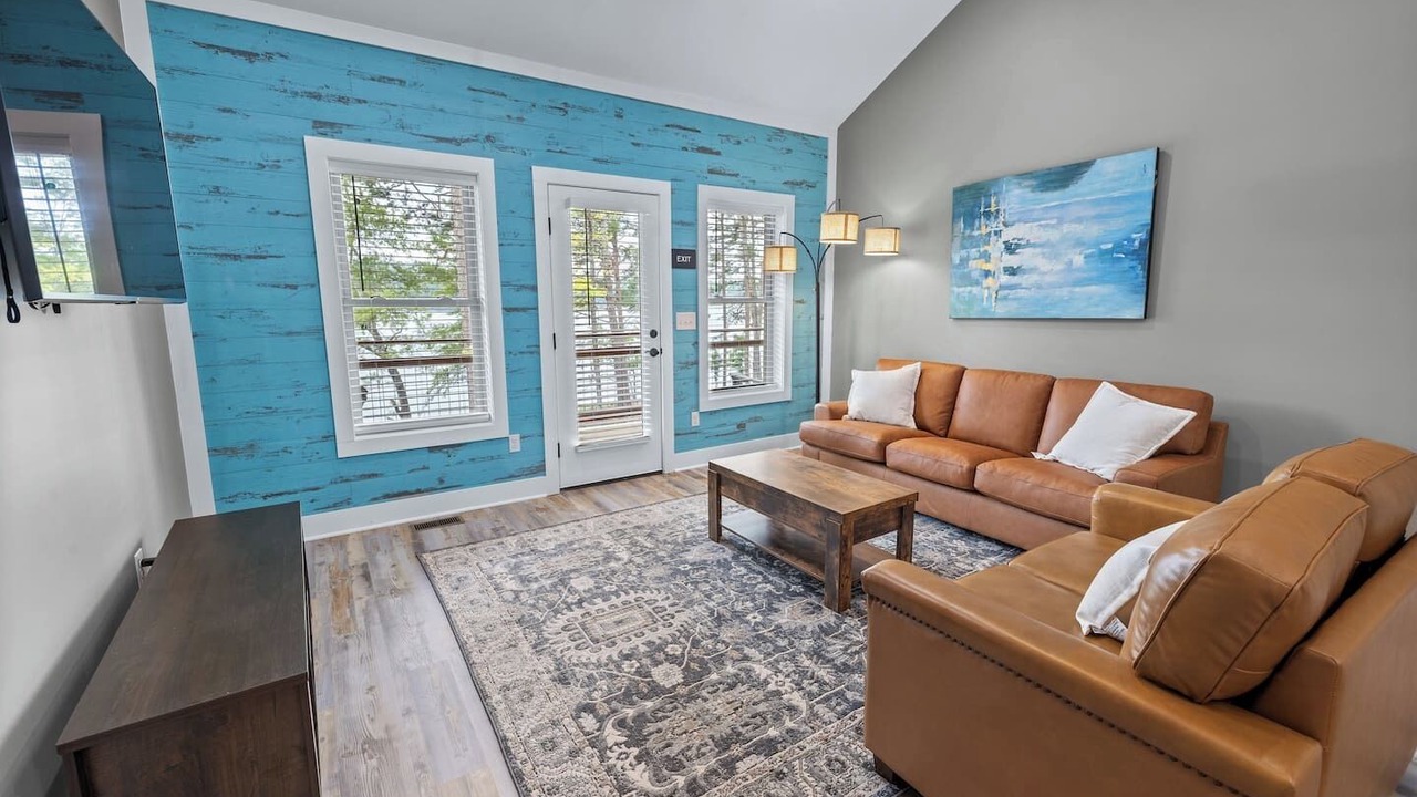 Photo of Livingroom in Six Mile