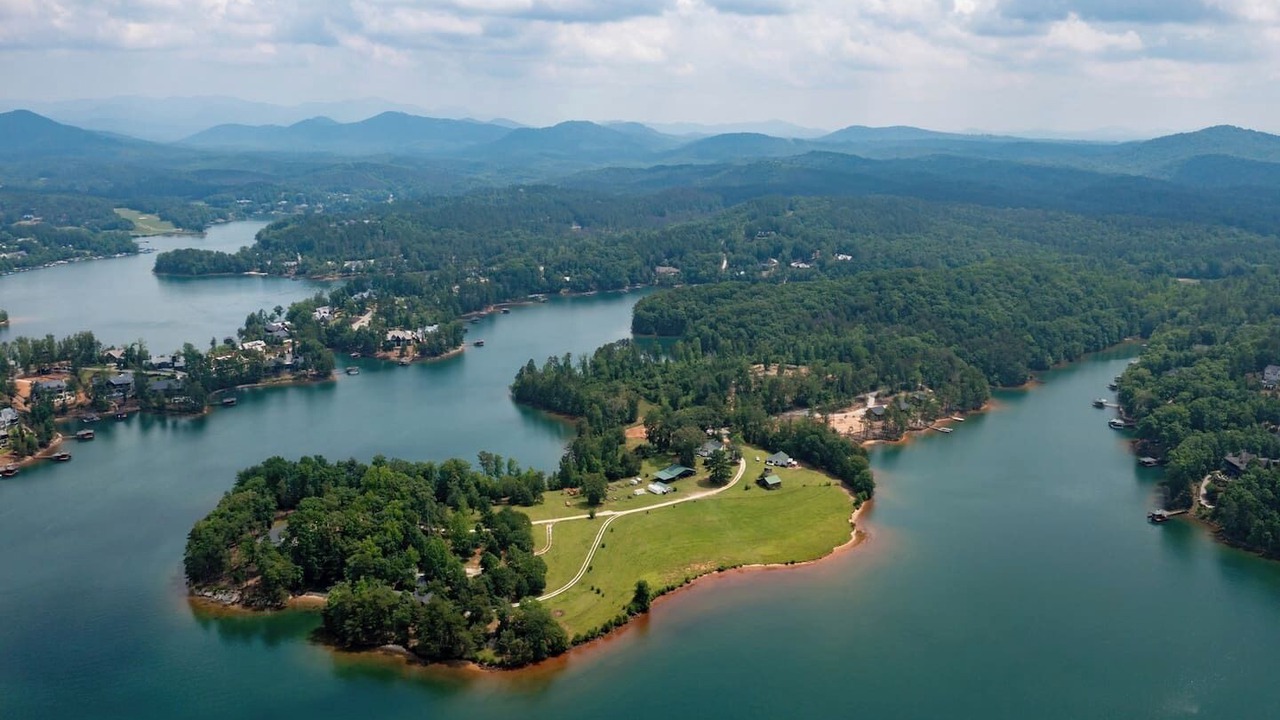 Photo of Outdoor in Six Mile