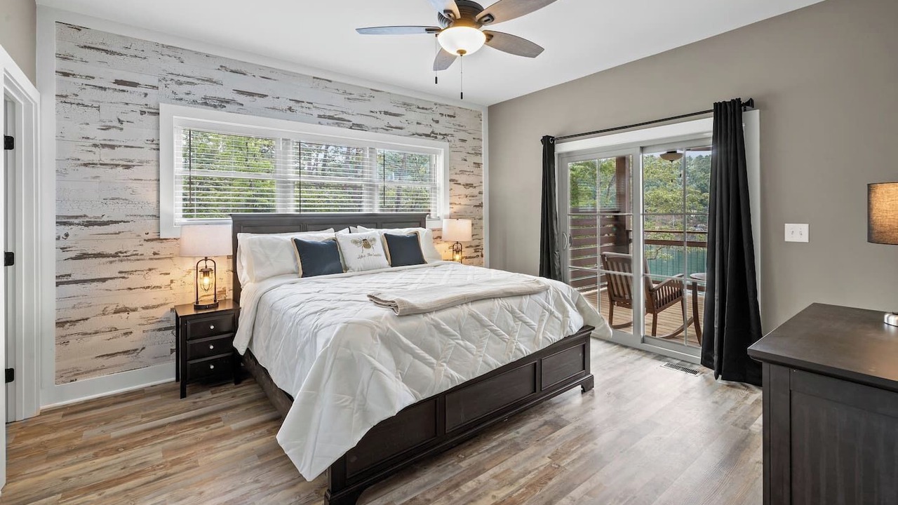 Photo of Bedroom in Six Mile