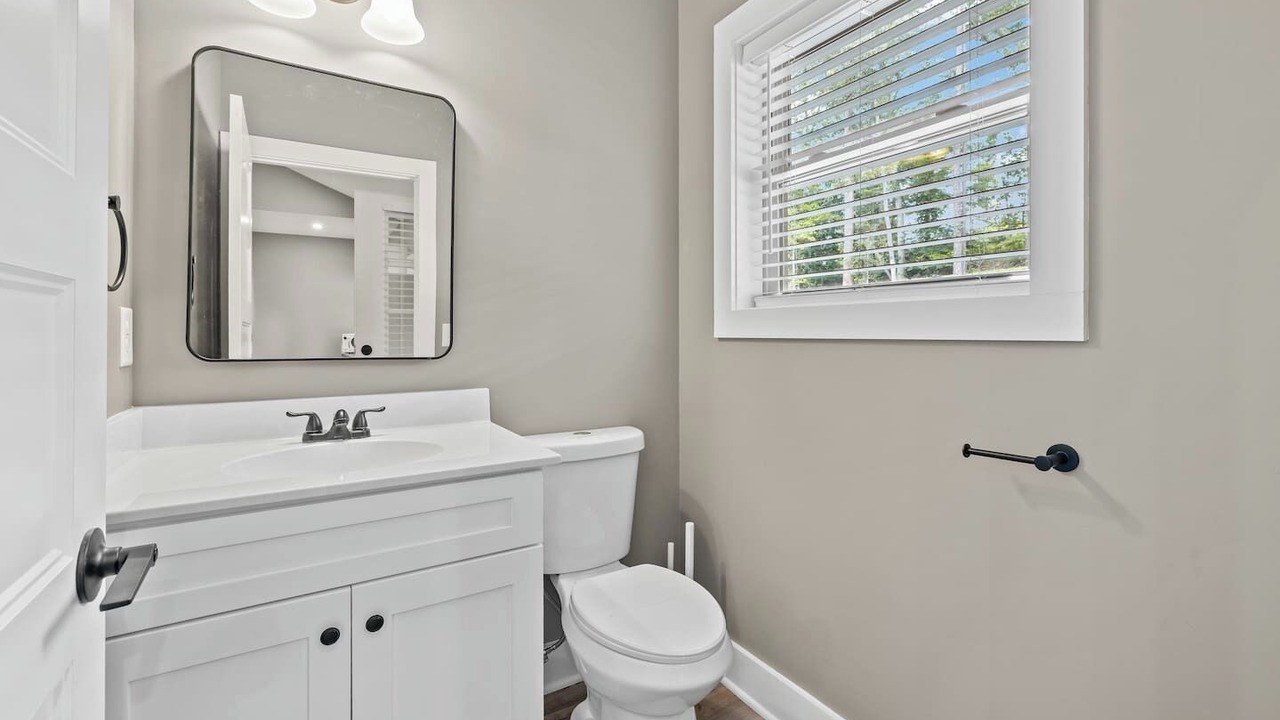 Photo of Bathroom in Six Mile