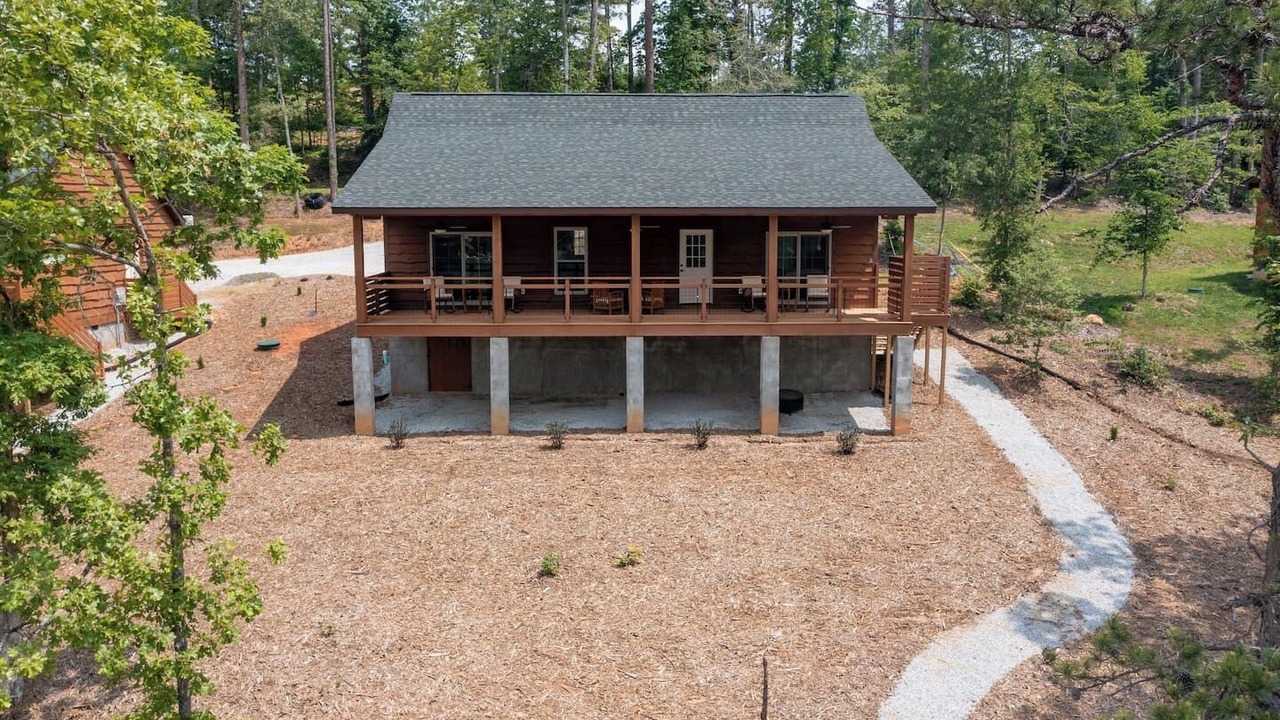 Photo of Outdoor in Six Mile