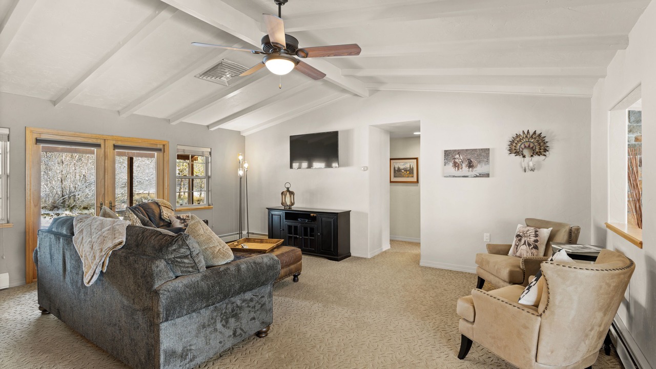 Photo of Livingroom in Silt