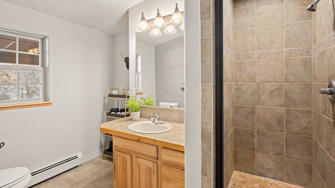 Photo of Bathroom in Silt