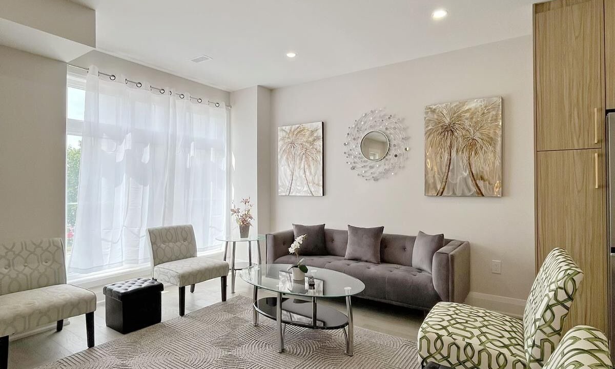 Photo of Livingroom in Unionville