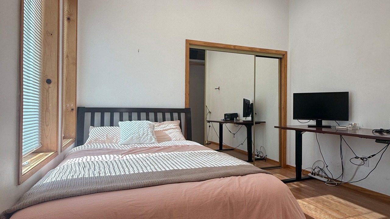 Photo of Bedroom in Outer Richmond