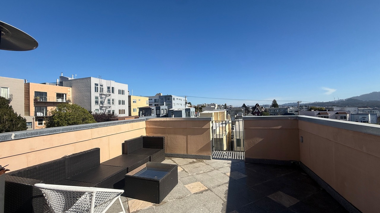 Photo of Patio Balcony in Outer Richmond
