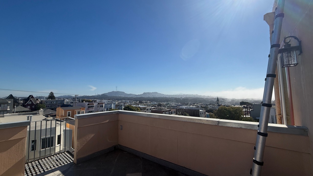 Photo of Outdoor in Outer Richmond