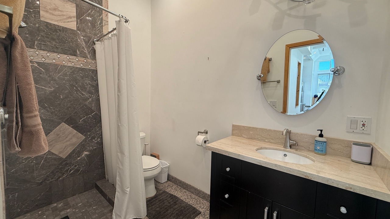 Photo of Bathroom in Outer Richmond