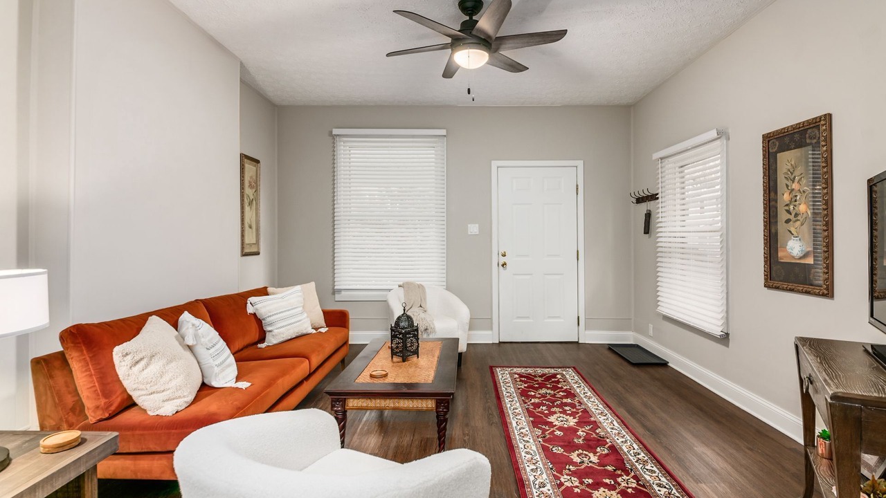 Photo of Livingroom in Old North Columbus