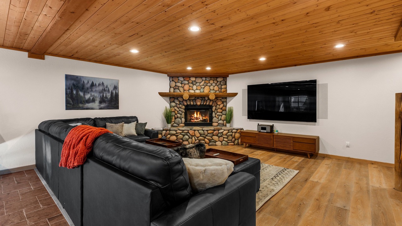 Photo of Bedroom in Summit Park