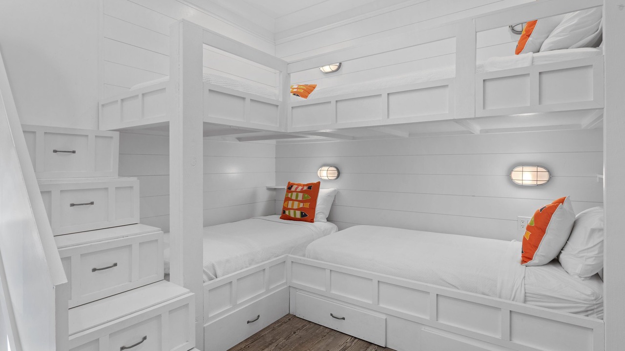 Photo of Others in Gulf Pines