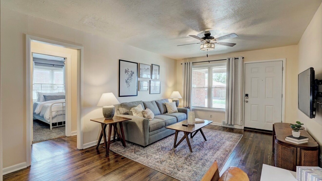 Photo of Livingroom in Midwest City
