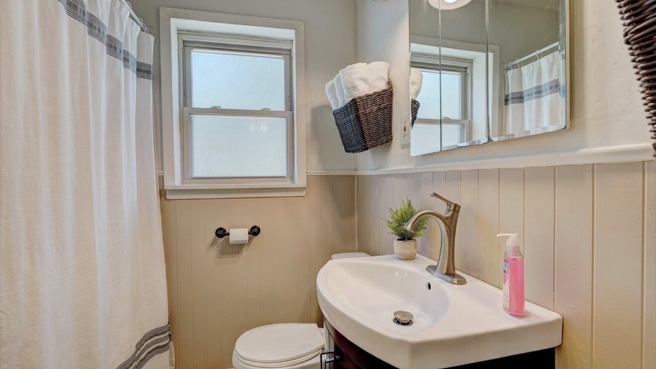 Photo of Bathroom in Midwest City