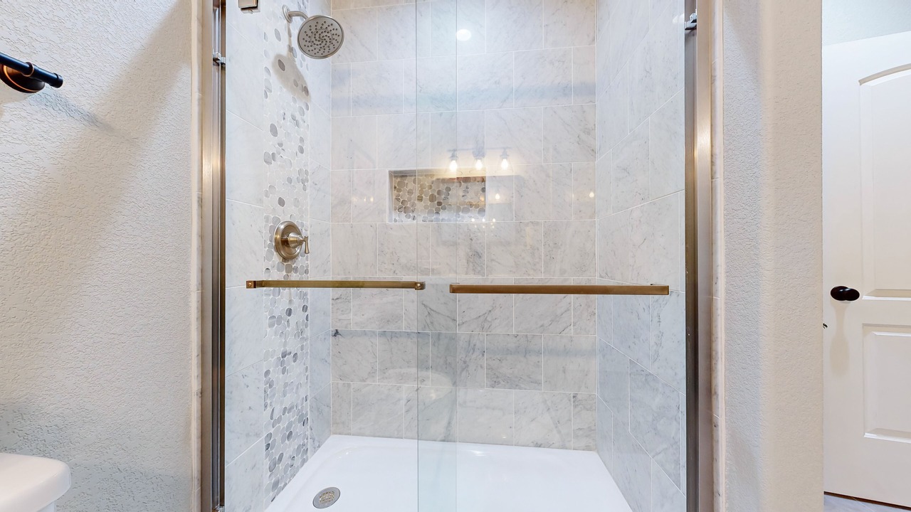 Photo of Bathroom in Conservatory