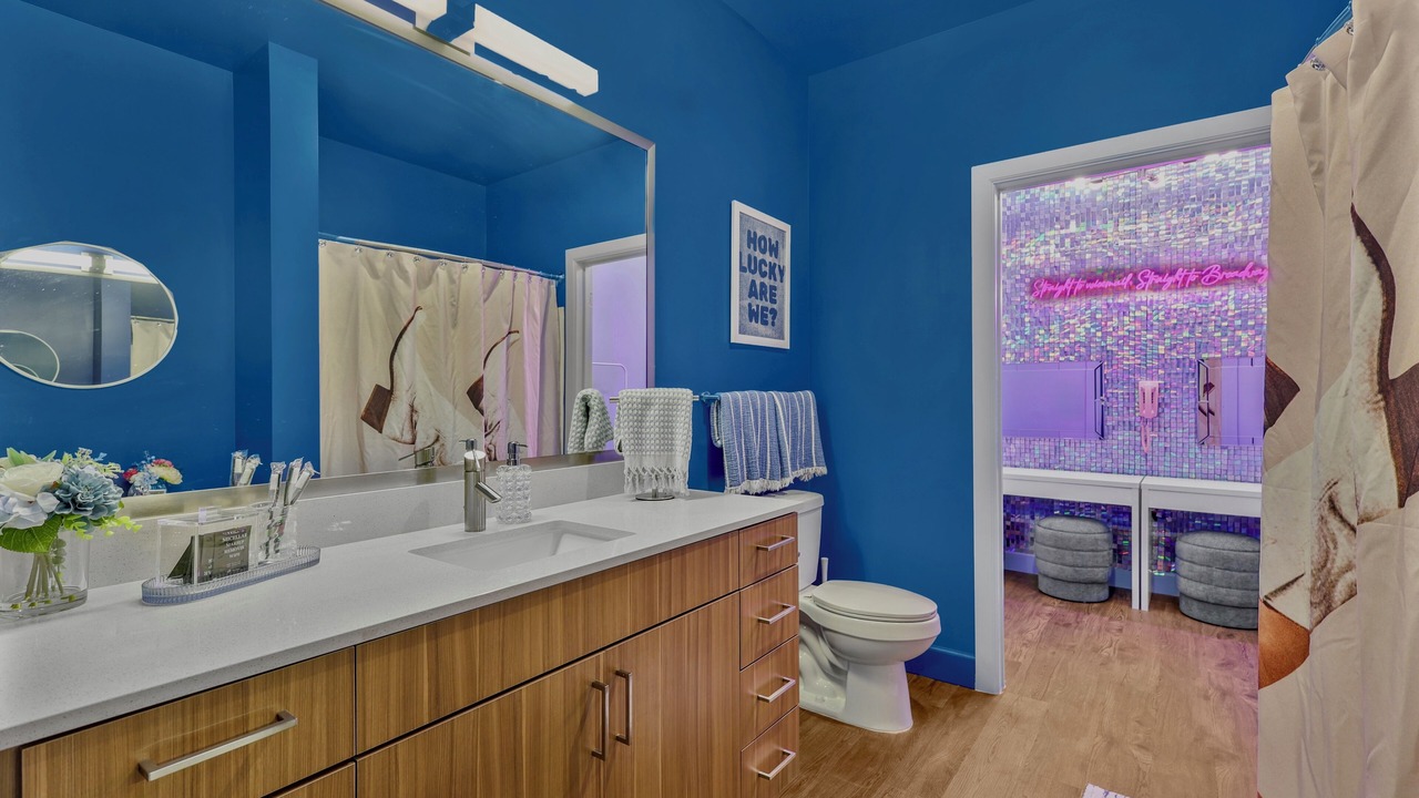 Photo of Bathroom in Eighth Avenue