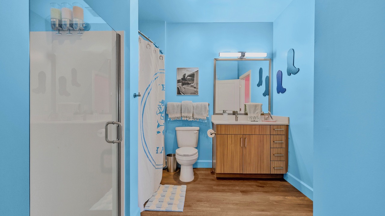 Photo of Bathroom in Eighth Avenue