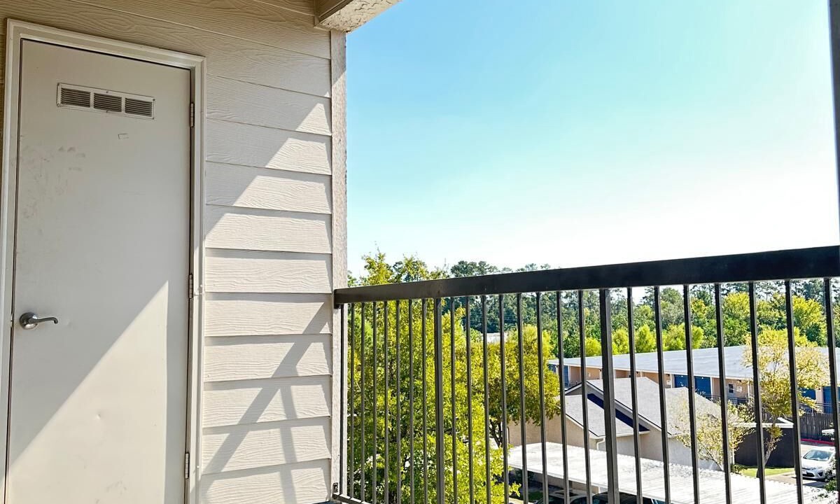 Photo of Outdoor in Alden Bridge